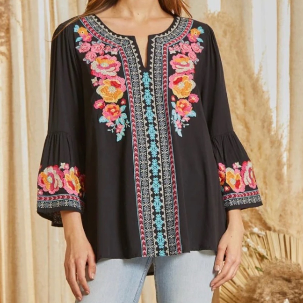 Savanna Jane South Beach Embroidered Blouse Black